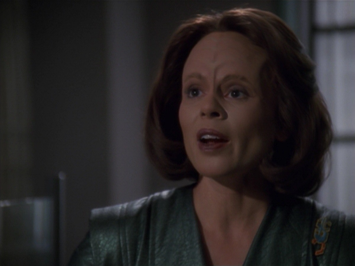 extant_StarTrek_VOY_7x16-WorkforcePart1_2693.jpg