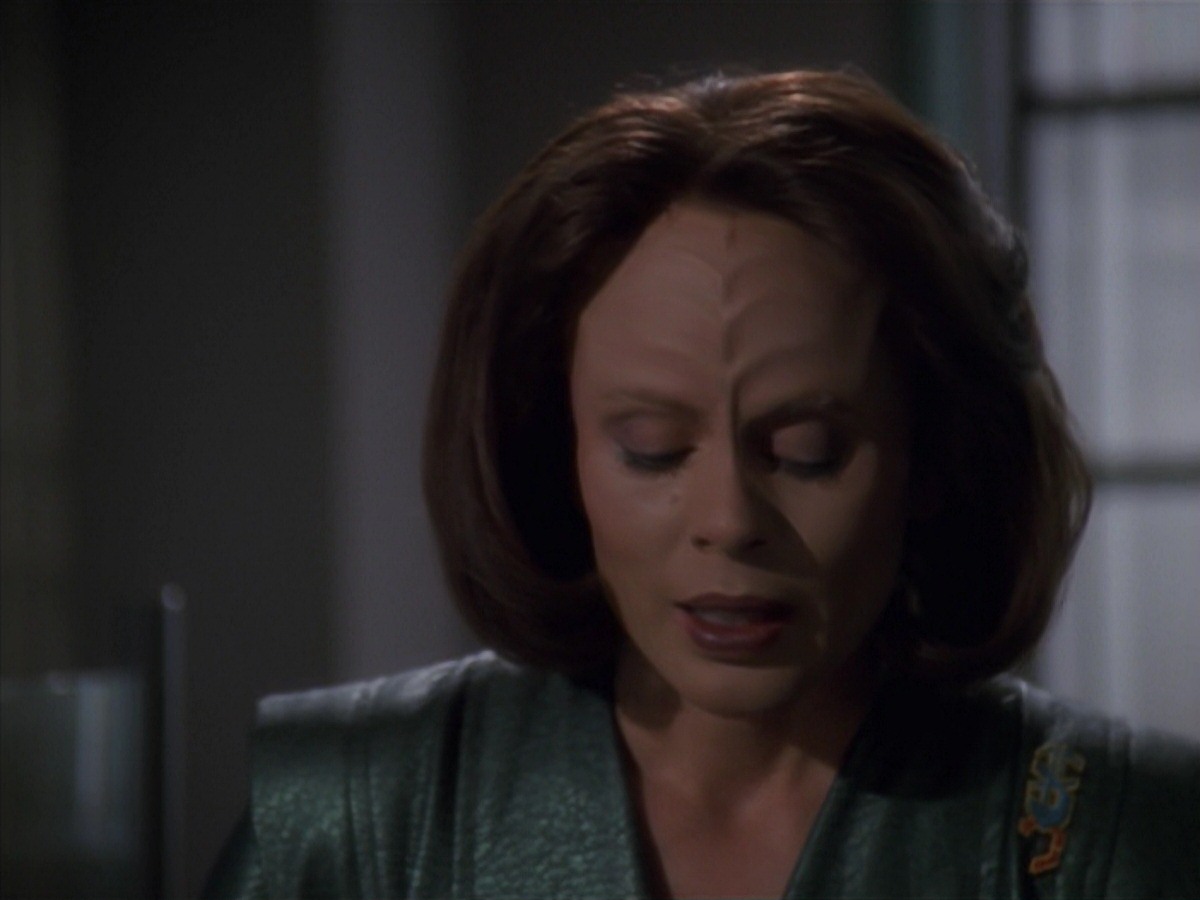 extant_StarTrek_VOY_7x16-WorkforcePart1_2703.jpg