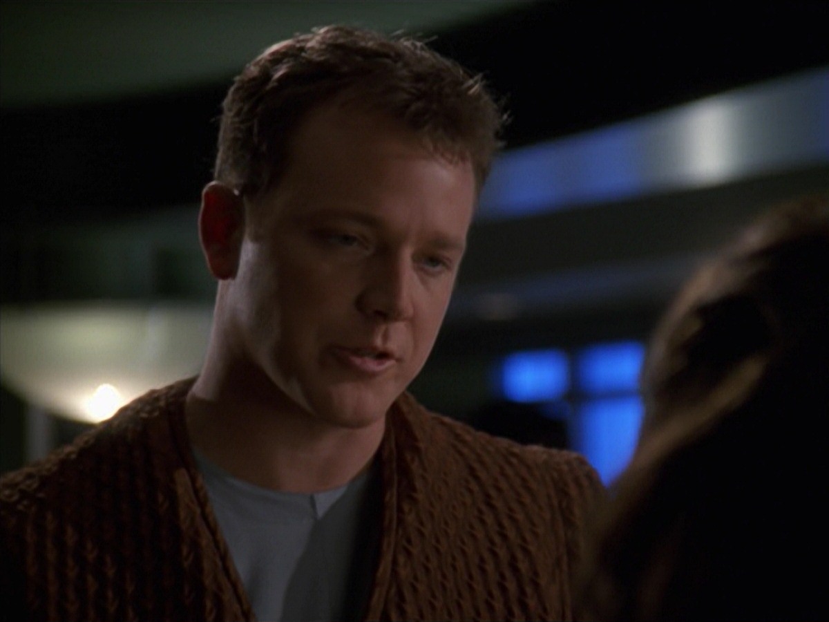 extant_StarTrek_VOY_7x16-WorkforcePart1_2715.jpg