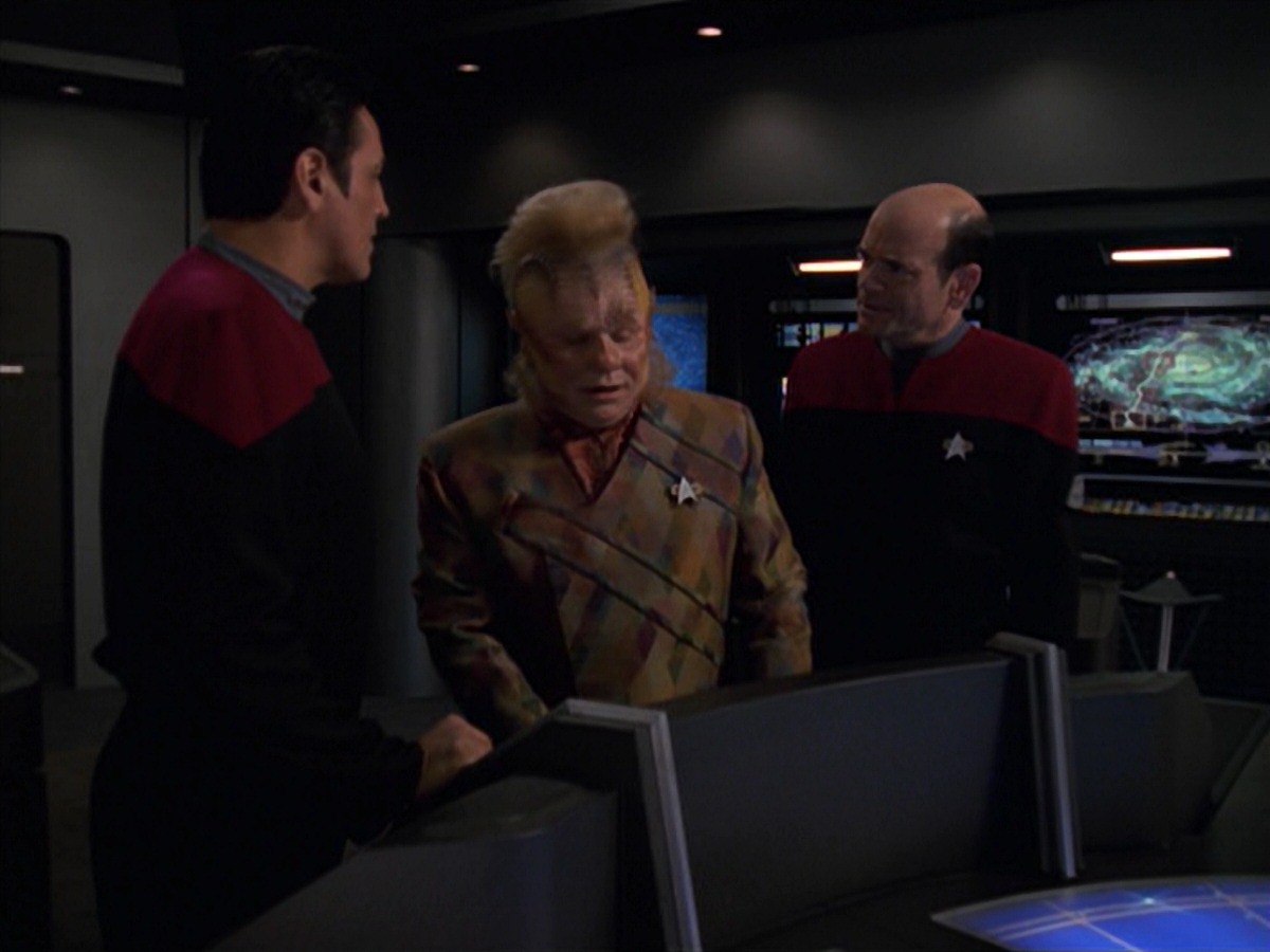 extant_StarTrek_VOY_7x16-WorkforcePart1_2759.jpg