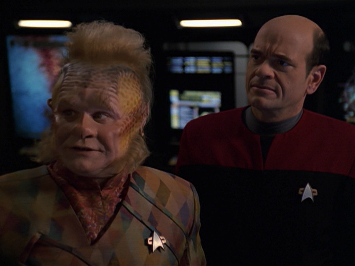 extant_StarTrek_VOY_7x16-WorkforcePart1_2766.jpg