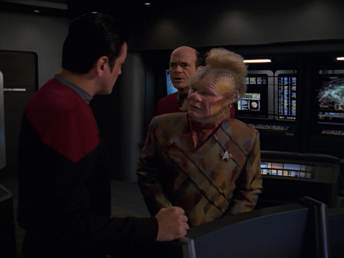 extant_StarTrek_VOY_7x16-WorkforcePart1_2793.jpg