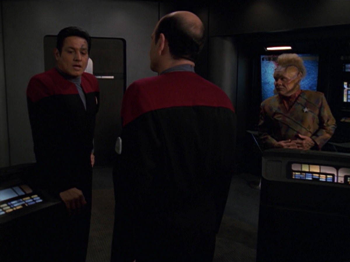 extant_StarTrek_VOY_7x16-WorkforcePart1_2807.jpg