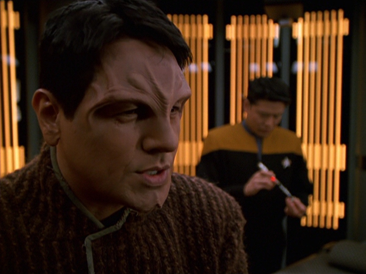 extant_StarTrek_VOY_7x16-WorkforcePart1_2834.jpg