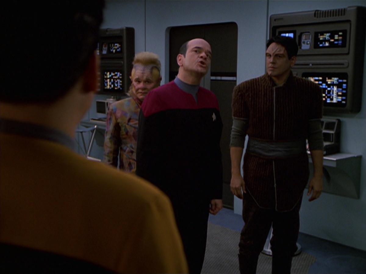 extant_StarTrek_VOY_7x16-WorkforcePart1_2881.jpg