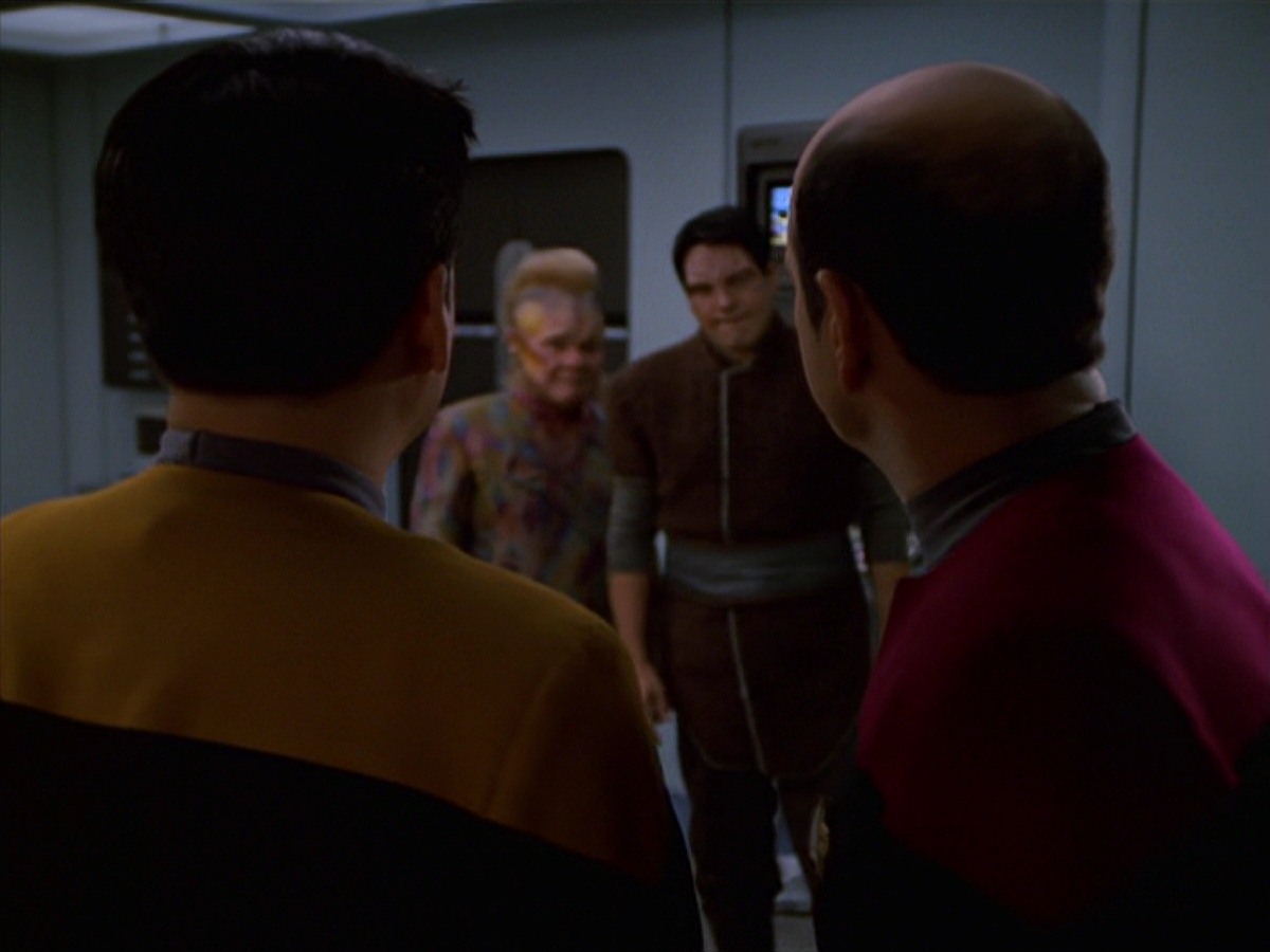 extant_StarTrek_VOY_7x16-WorkforcePart1_2903.jpg