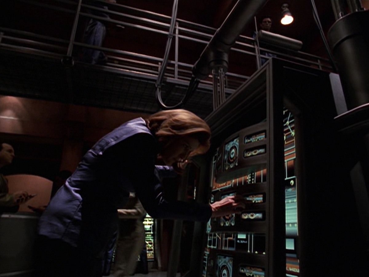 extant_StarTrek_VOY_7x16-WorkforcePart1_2927.jpg