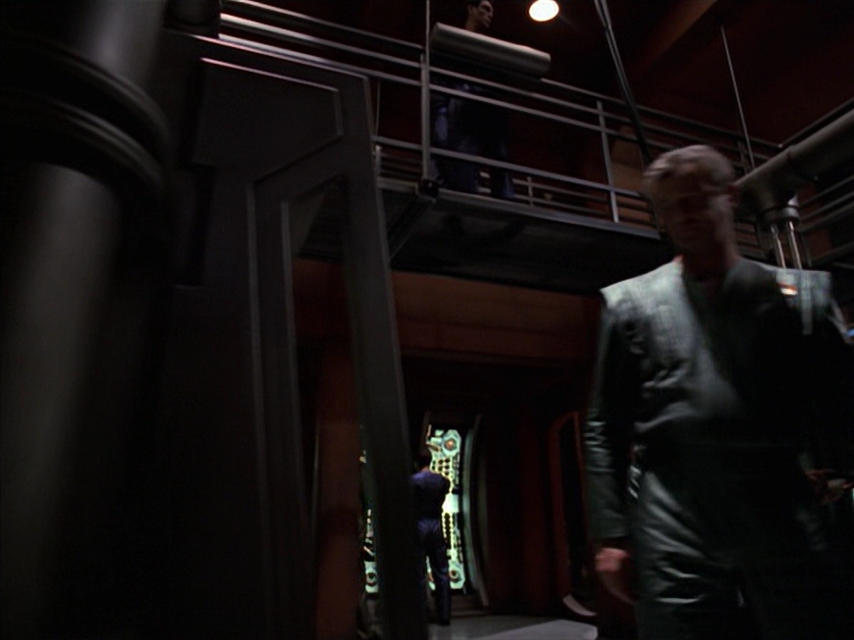 extant_StarTrek_VOY_7x16-WorkforcePart1_2933.jpg