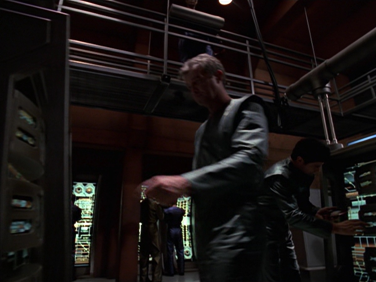 extant_StarTrek_VOY_7x16-WorkforcePart1_2934.jpg