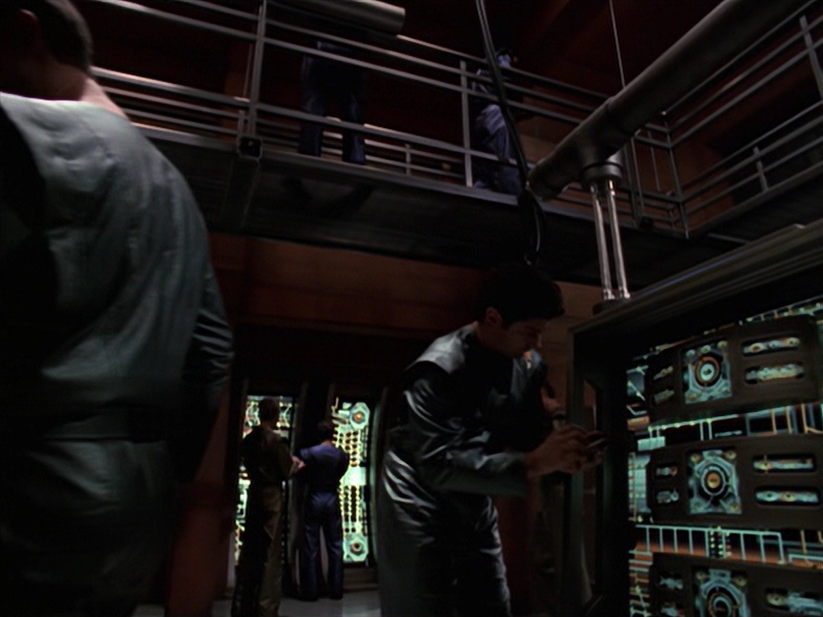 extant_StarTrek_VOY_7x16-WorkforcePart1_2936.jpg