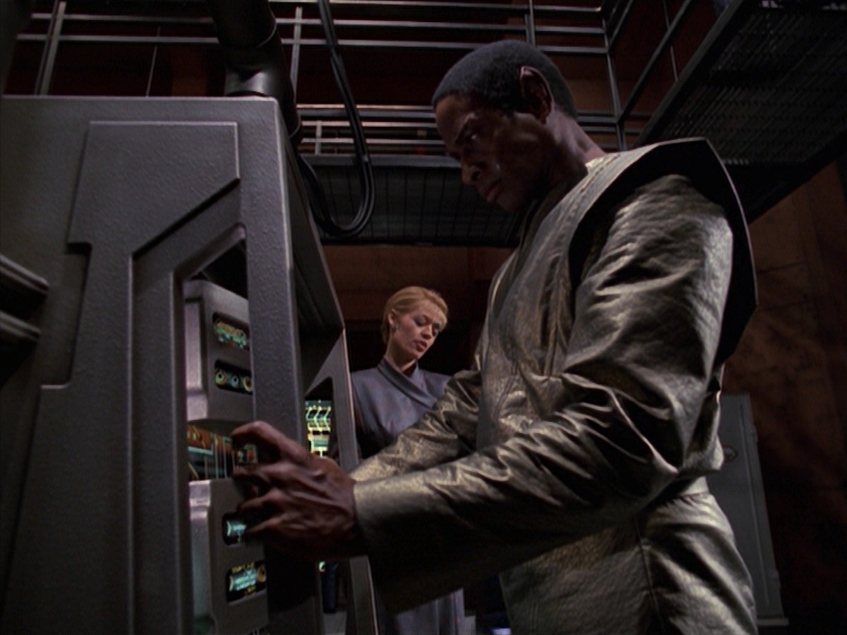 extant_StarTrek_VOY_7x16-WorkforcePart1_2953.jpg