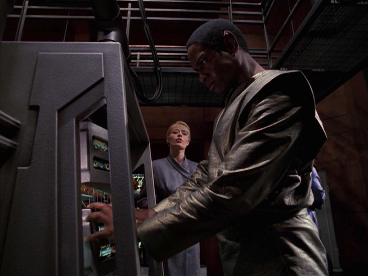 extant_StarTrek_VOY_7x16-WorkforcePart1_2955.jpg