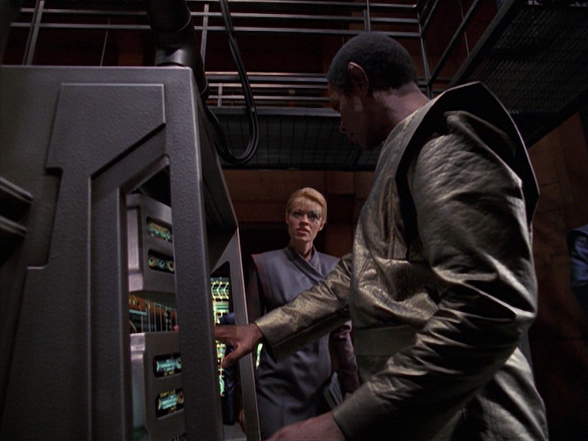 extant_StarTrek_VOY_7x16-WorkforcePart1_2968.jpg