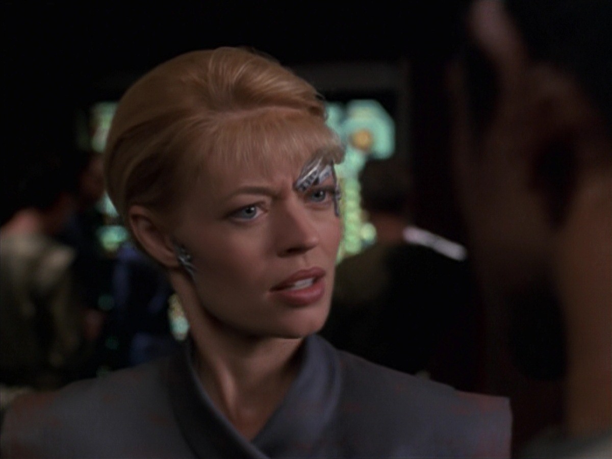 extant_StarTrek_VOY_7x16-WorkforcePart1_2990.jpg