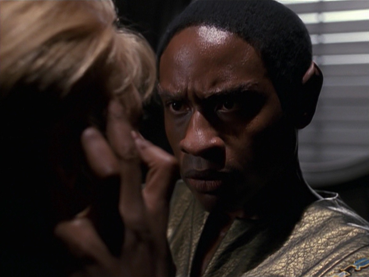 extant_StarTrek_VOY_7x16-WorkforcePart1_2995.jpg