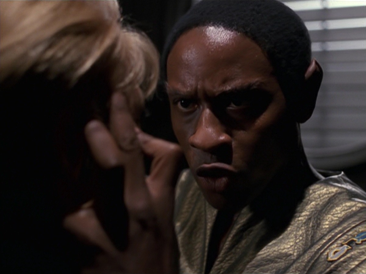extant_StarTrek_VOY_7x16-WorkforcePart1_3004.jpg