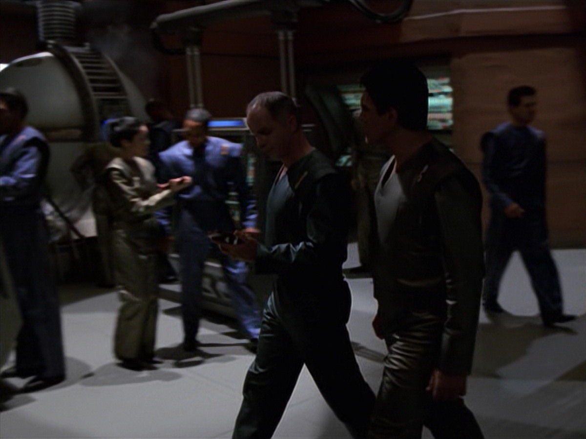 extant_StarTrek_VOY_7x16-WorkforcePart1_3041.jpg