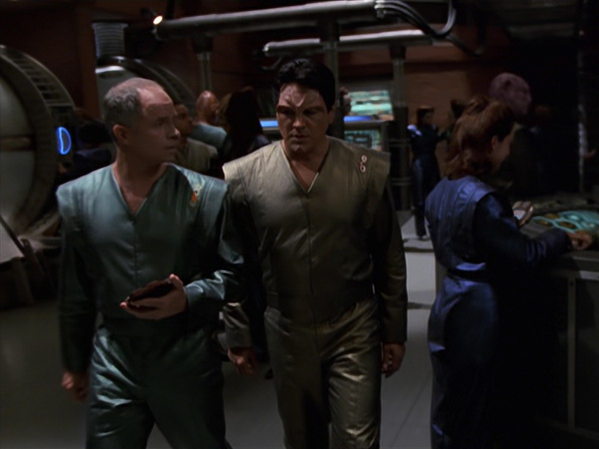 extant_StarTrek_VOY_7x16-WorkforcePart1_3049.jpg