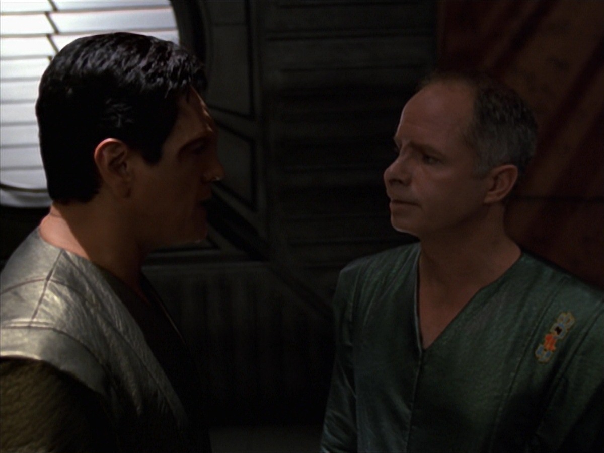 extant_StarTrek_VOY_7x16-WorkforcePart1_3092.jpg