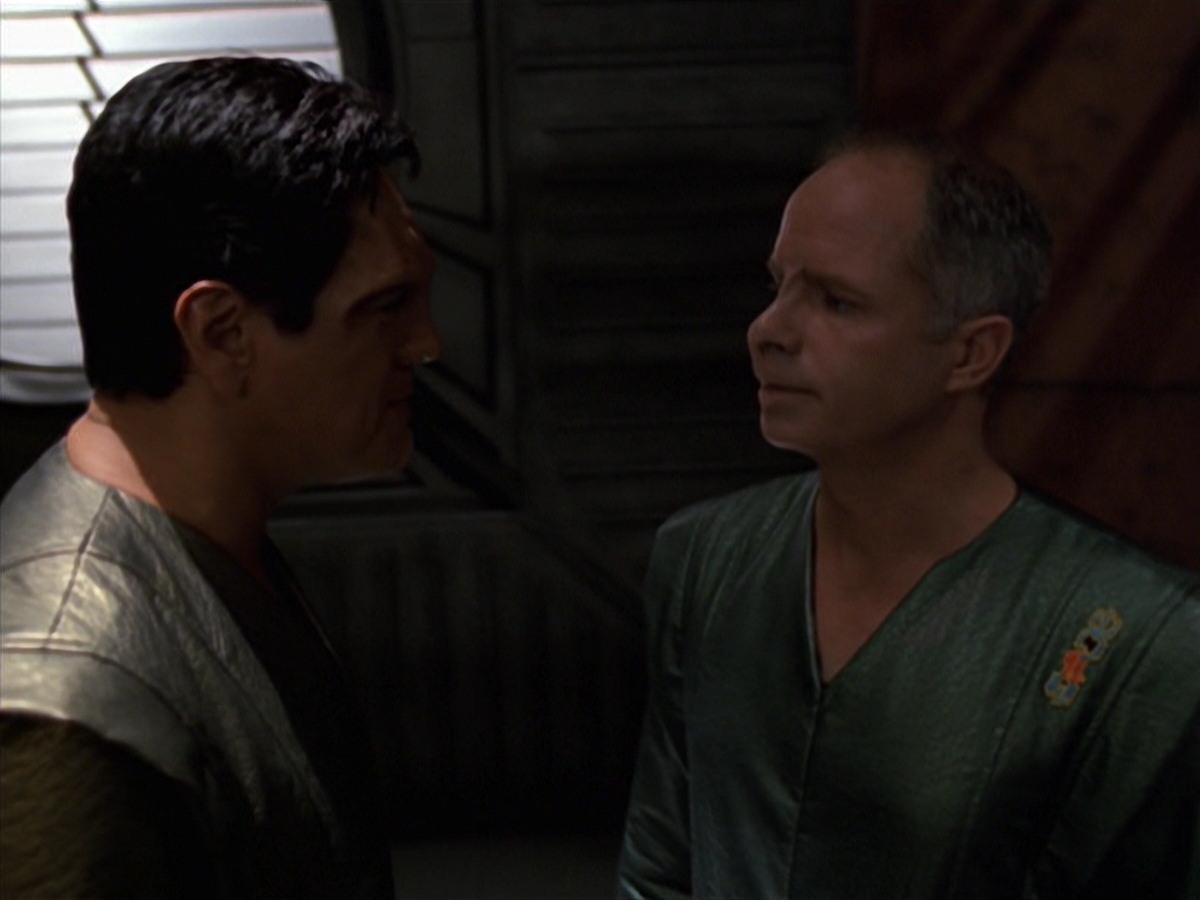 extant_StarTrek_VOY_7x16-WorkforcePart1_3093.jpg