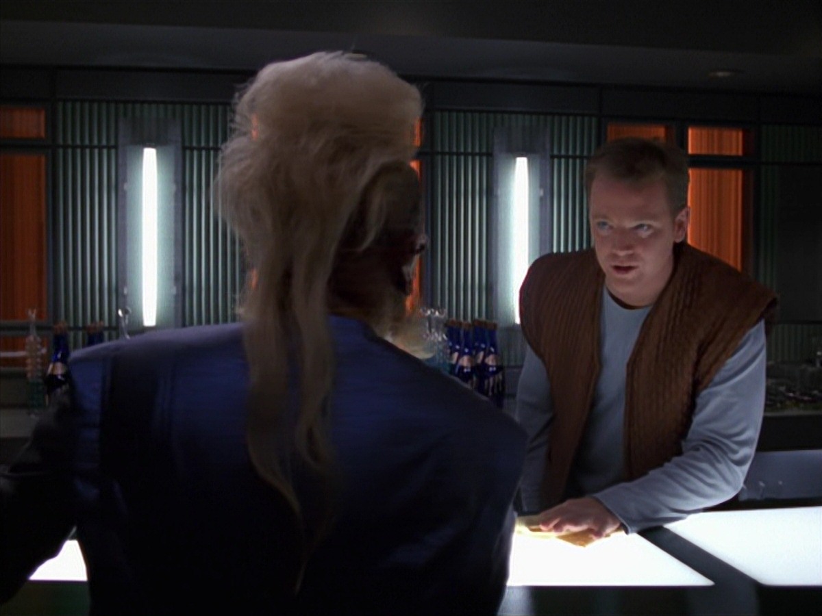 extant_StarTrek_VOY_7x16-WorkforcePart1_3204.jpg
