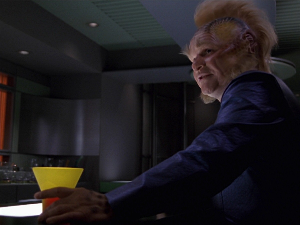 extant_StarTrek_VOY_7x16-WorkforcePart1_3212.jpg