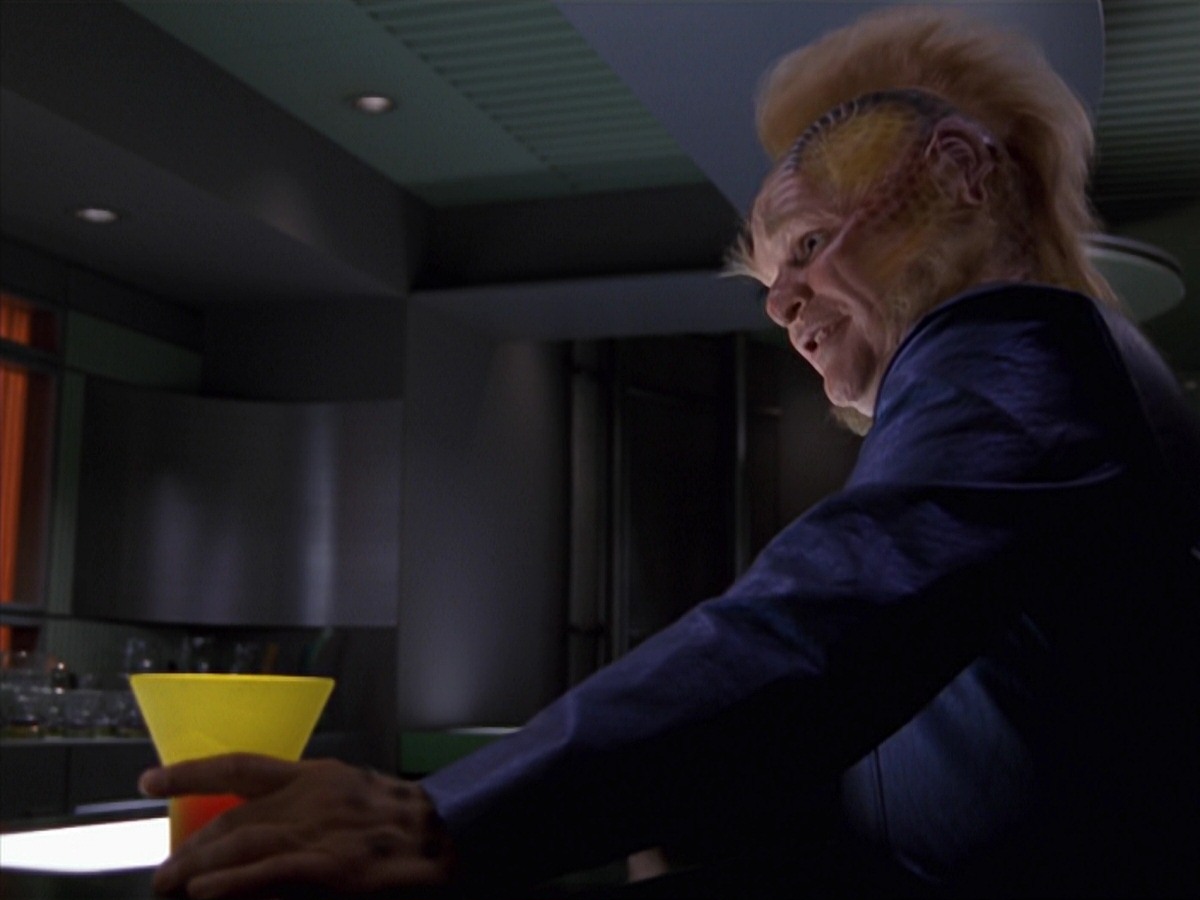 extant_StarTrek_VOY_7x16-WorkforcePart1_3221.jpg