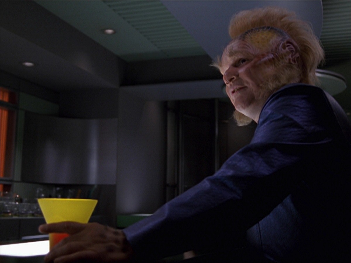 extant_StarTrek_VOY_7x16-WorkforcePart1_3231.jpg