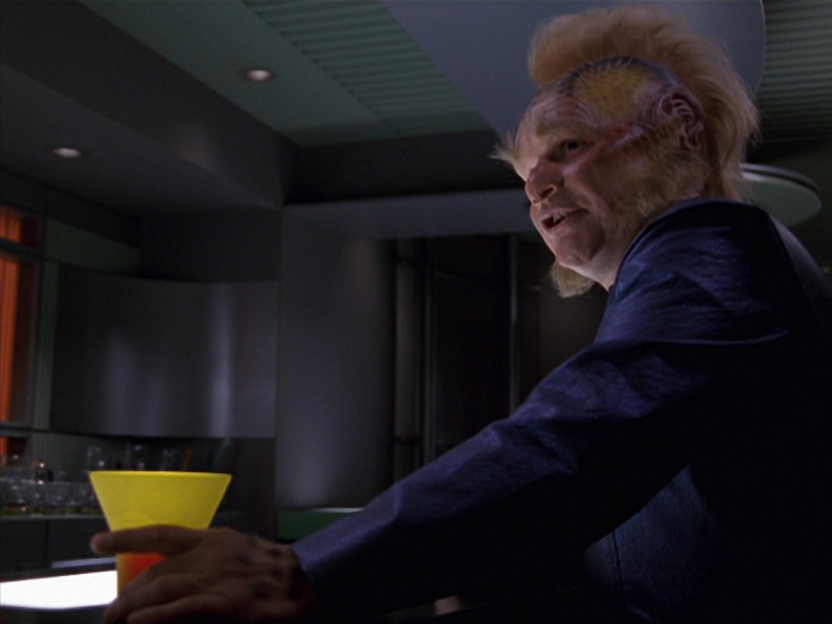 extant_StarTrek_VOY_7x16-WorkforcePart1_3232.jpg