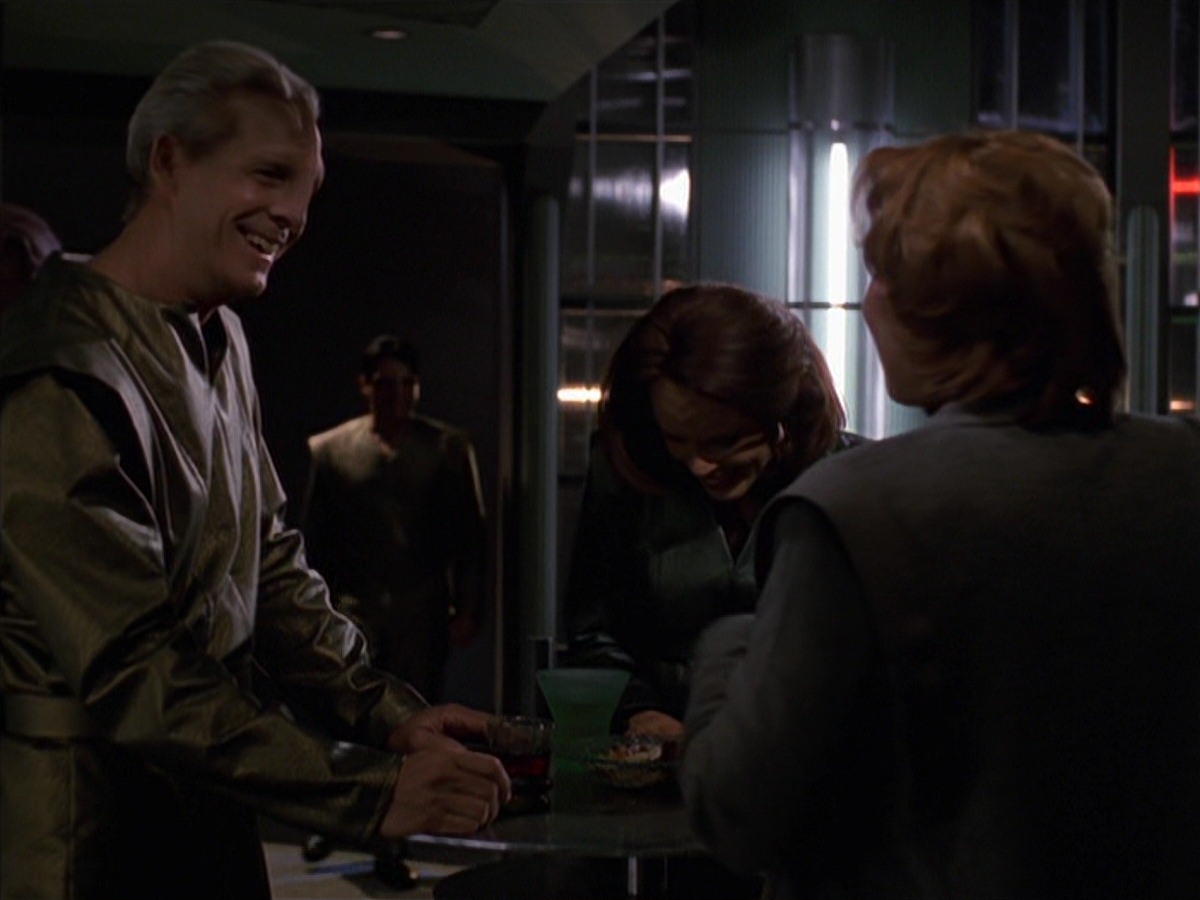 extant_StarTrek_VOY_7x16-WorkforcePart1_3242.jpg