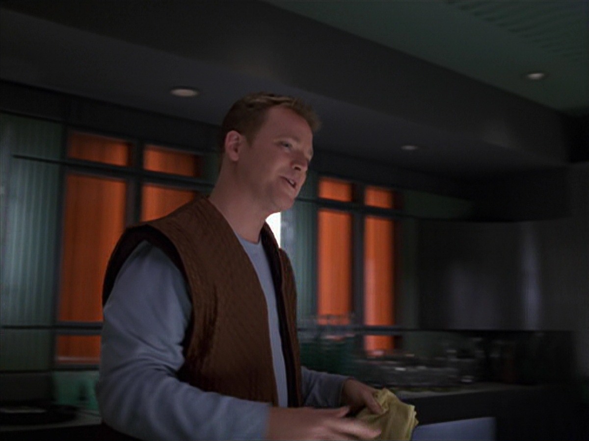 extant_StarTrek_VOY_7x16-WorkforcePart1_3251.jpg