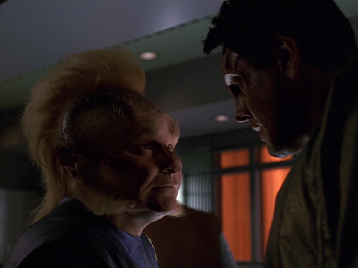 extant_StarTrek_VOY_7x16-WorkforcePart1_3286.jpg
