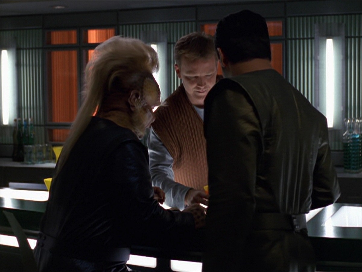extant_StarTrek_VOY_7x16-WorkforcePart1_3302.jpg