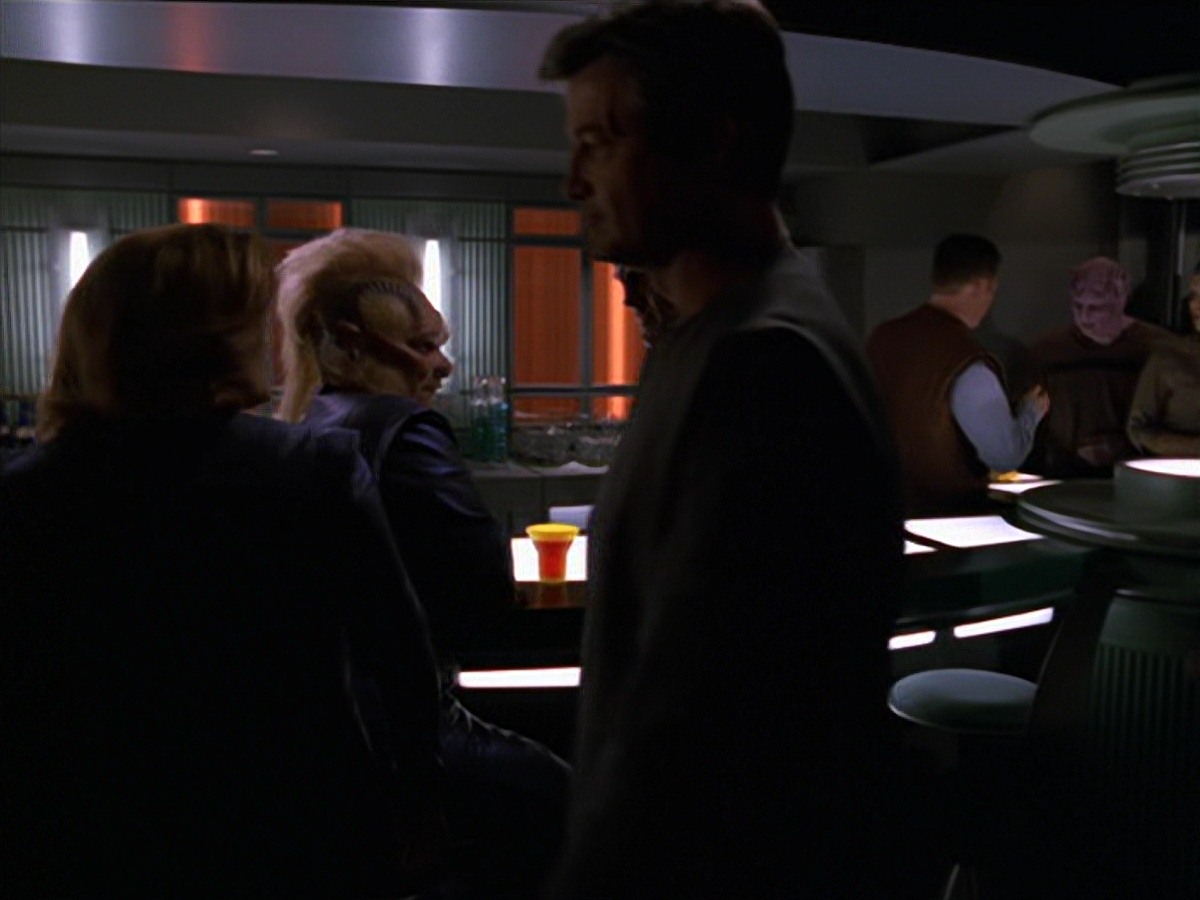 extant_StarTrek_VOY_7x16-WorkforcePart1_3309.jpg