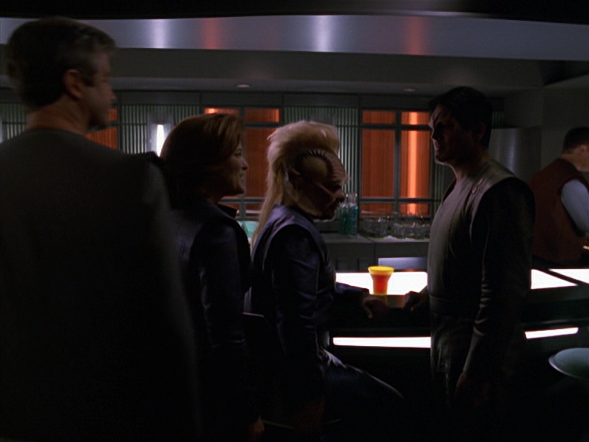 extant_StarTrek_VOY_7x16-WorkforcePart1_3311.jpg