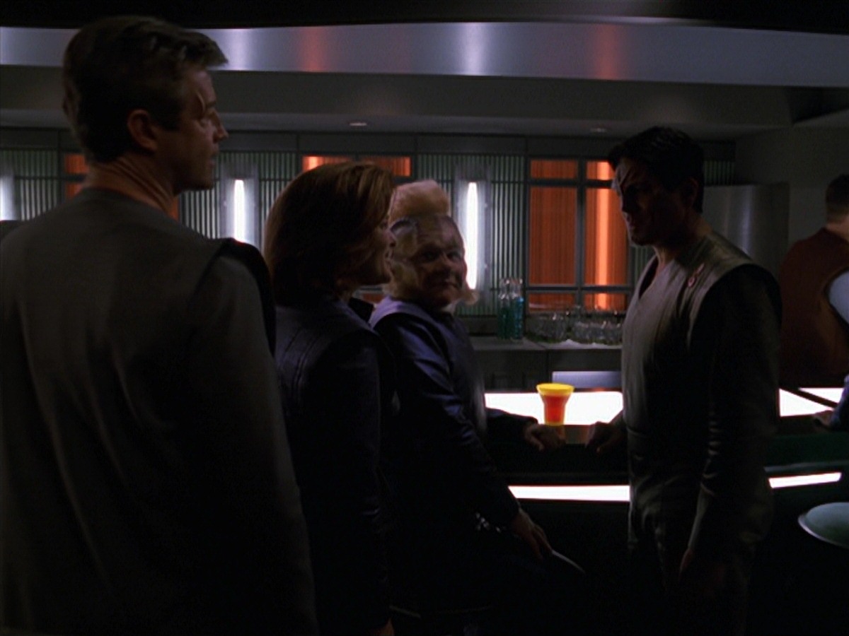 extant_StarTrek_VOY_7x16-WorkforcePart1_3313.jpg