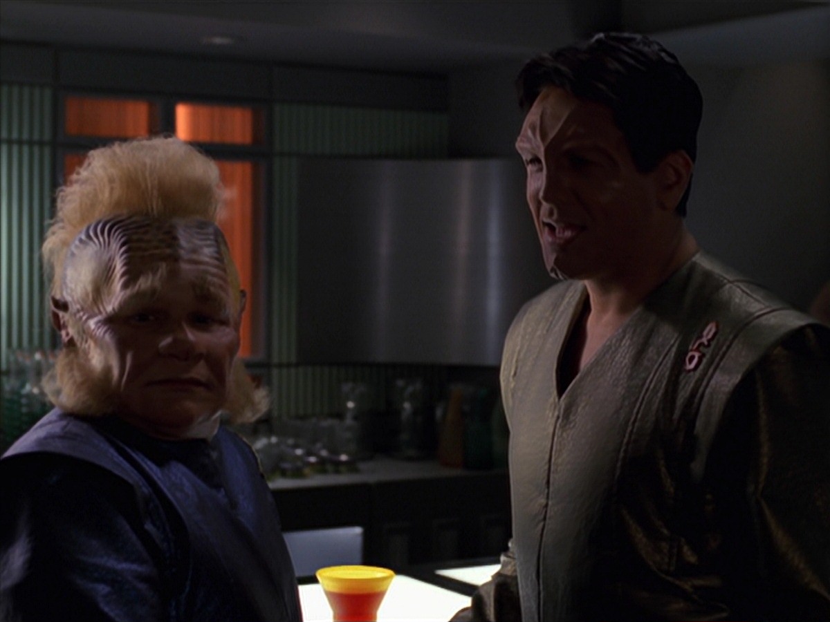 extant_StarTrek_VOY_7x16-WorkforcePart1_3327.jpg