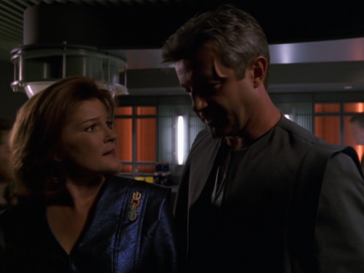 extant_StarTrek_VOY_7x16-WorkforcePart1_3337.jpg