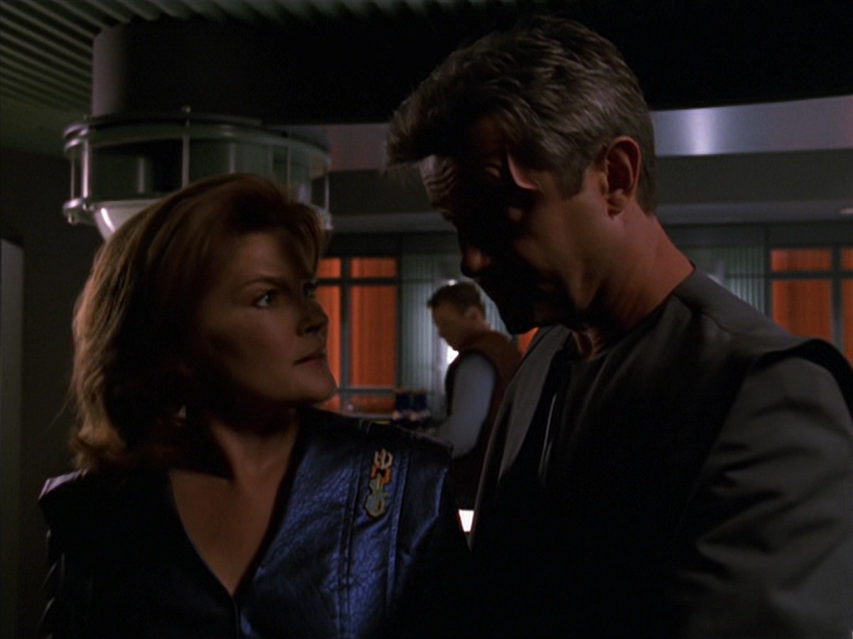 extant_StarTrek_VOY_7x16-WorkforcePart1_3343.jpg