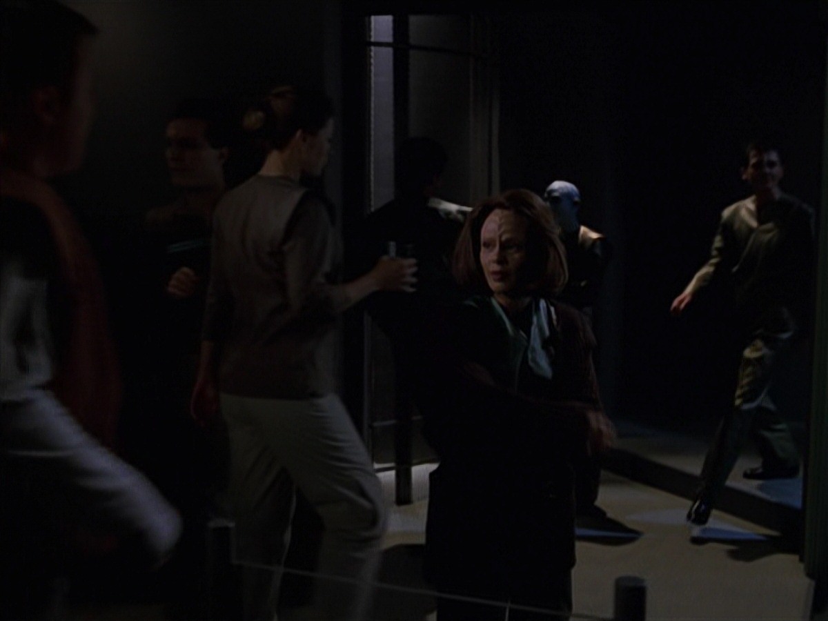 extant_StarTrek_VOY_7x16-WorkforcePart1_3355.jpg