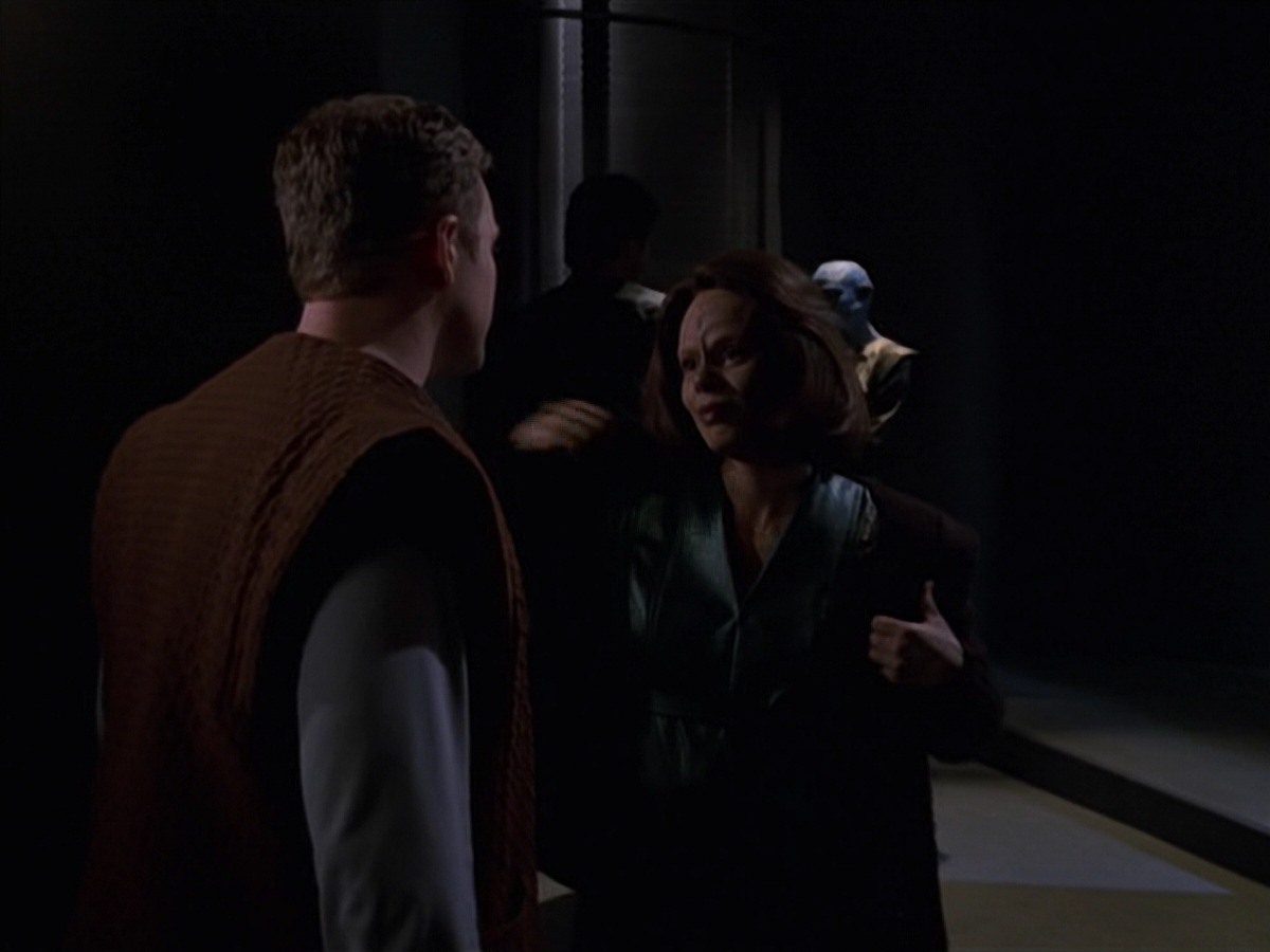 extant_StarTrek_VOY_7x16-WorkforcePart1_3358.jpg