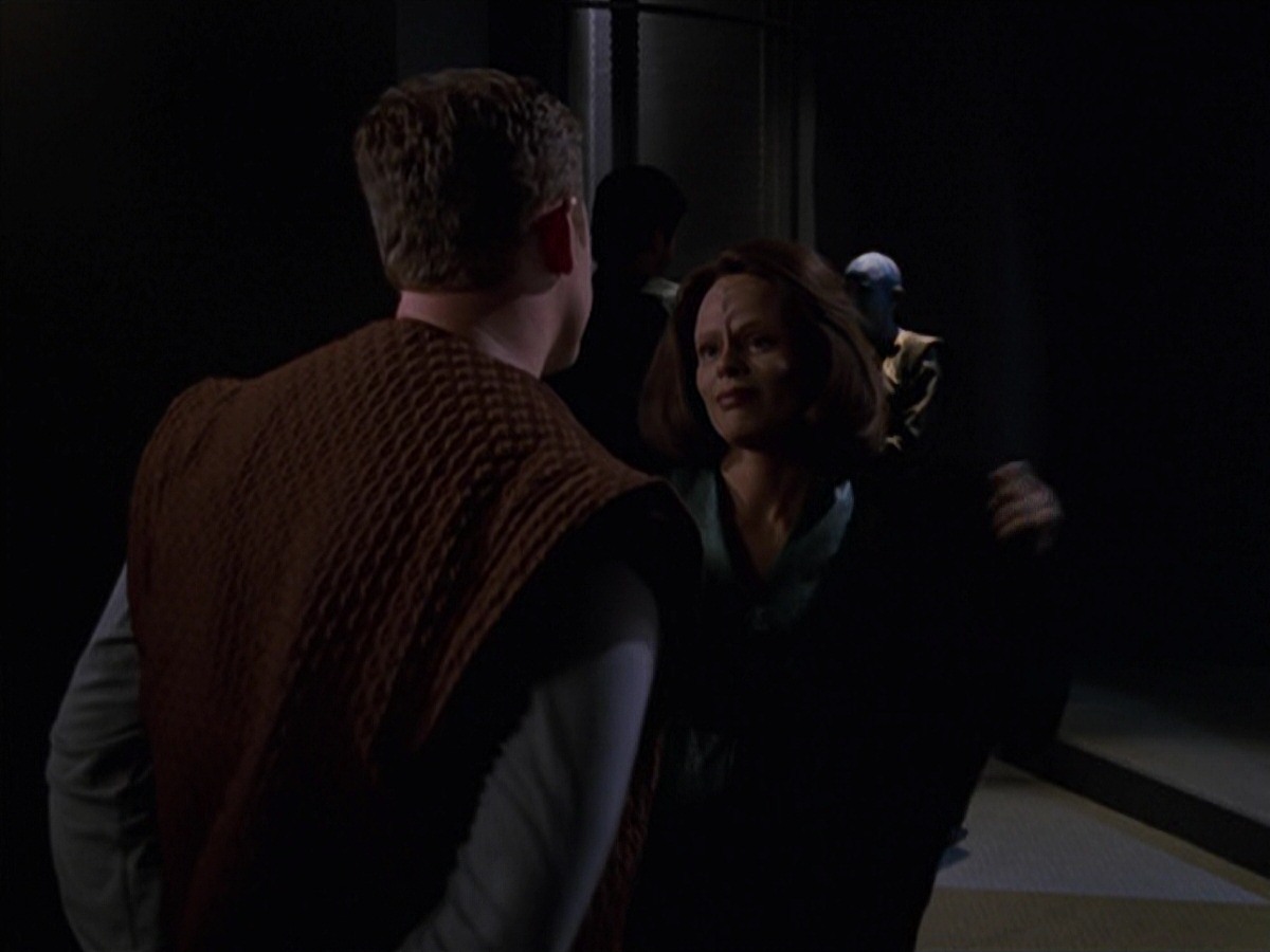 extant_StarTrek_VOY_7x16-WorkforcePart1_3359.jpg