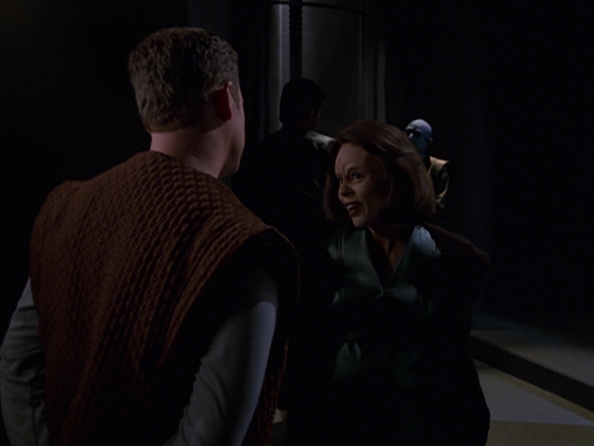 extant_StarTrek_VOY_7x16-WorkforcePart1_3361.jpg