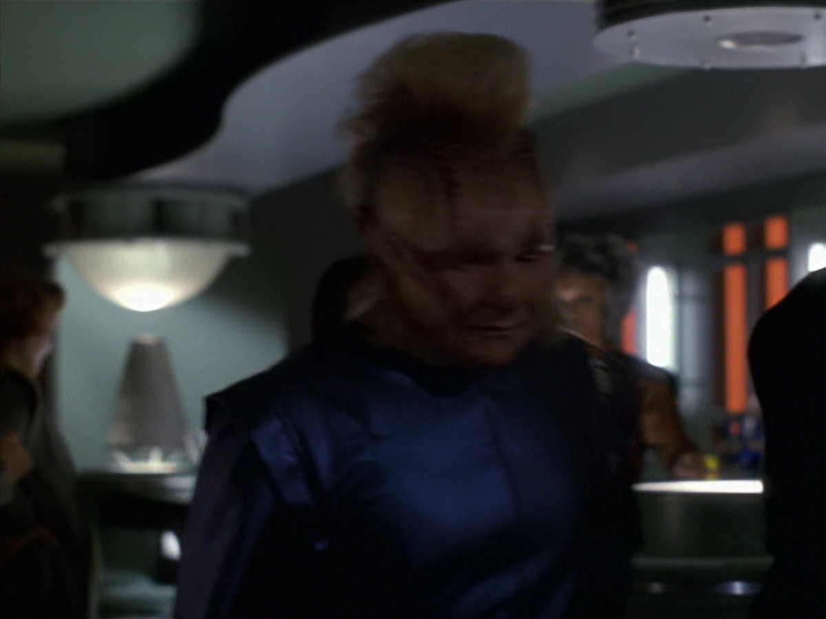 extant_StarTrek_VOY_7x16-WorkforcePart1_3386.jpg
