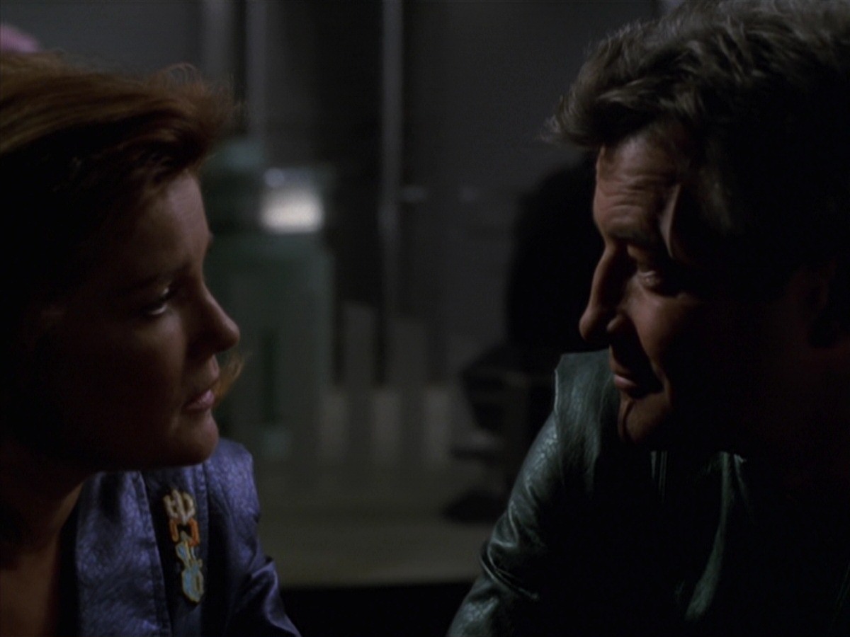 extant_StarTrek_VOY_7x16-WorkforcePart1_3411.jpg