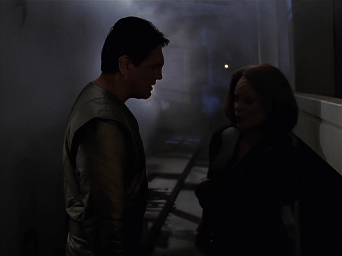 extant_StarTrek_VOY_7x16-WorkforcePart1_3478.jpg
