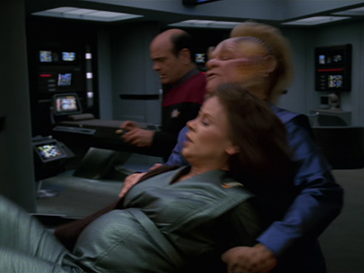 extant_StarTrek_VOY_7x16-WorkforcePart1_3555.jpg