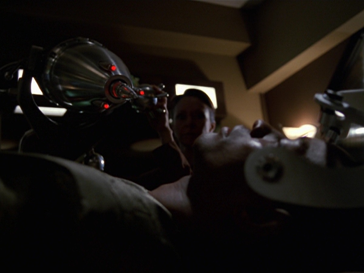 extant_StarTrek_VOY_7x16-WorkforcePart1_3572.jpg