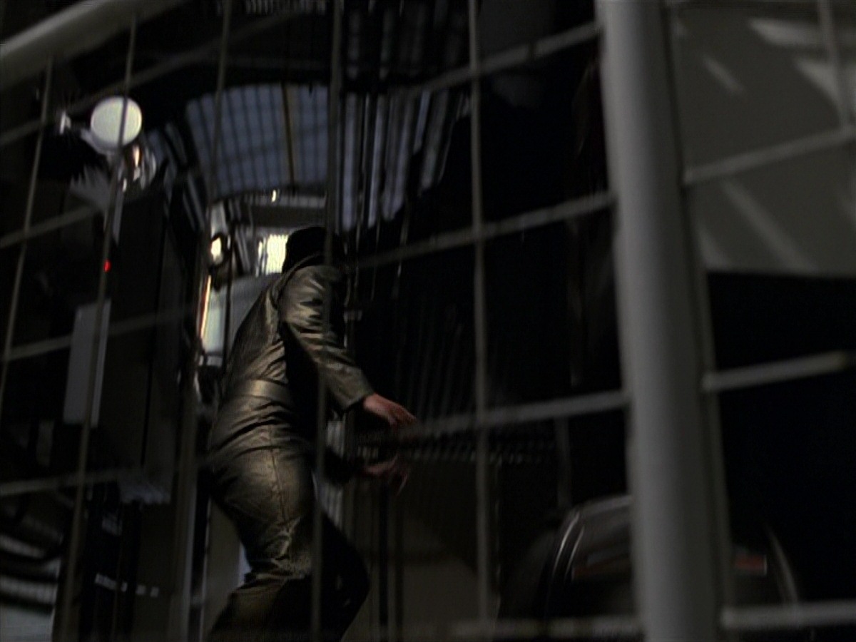 extant_StarTrek_VOY_7x16-WorkforcePart1_3611.jpg