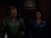 Filename=extant_StarTrek_VOY_7x16-WorkforcePart1_0126.jpg
Filesize=101KiB
Dimensions=1200x900
Date added=Jan 16, 2020 extant_StarTrek_VOY_7x16-WorkforcePart1_0126.jpg